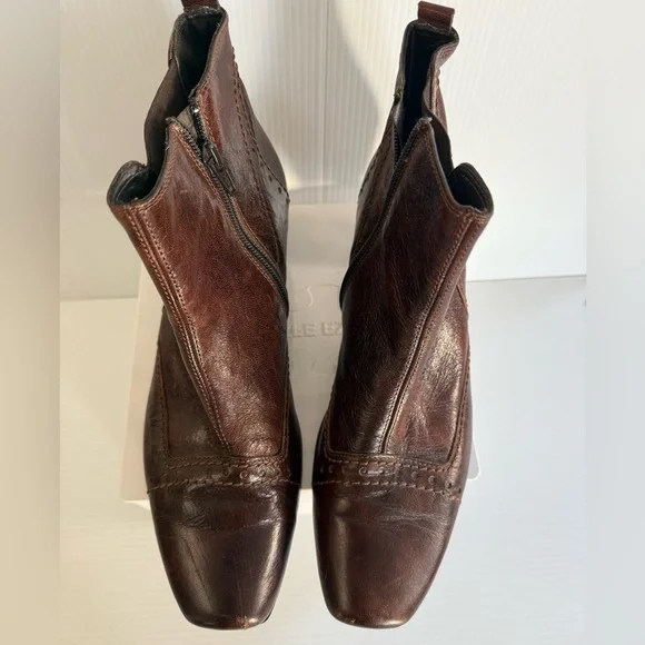 PAUL GREENE Leather Booties - Picture 2 of 10
